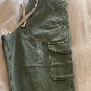 GAP Olive Easy Jeans